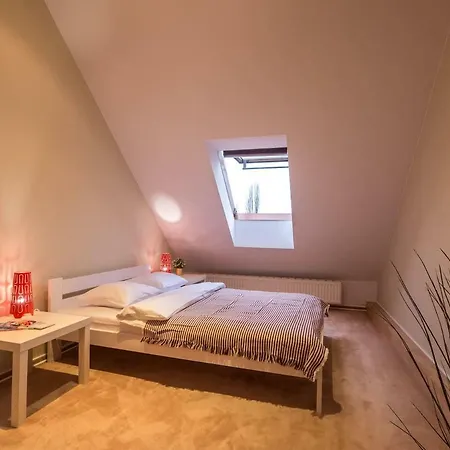 Old Town Family Penthouse 公寓