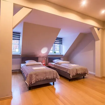 Old Town Family Penthouse 公寓 *
