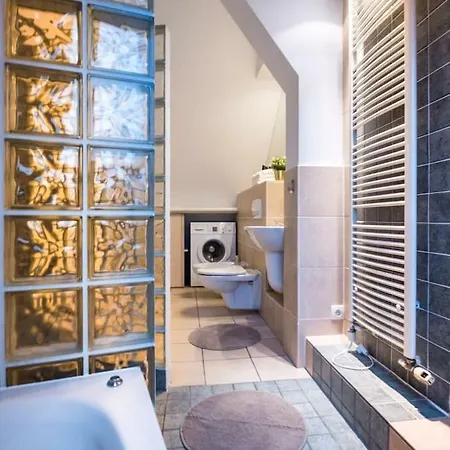 Old Town Family Penthouse * 华沙